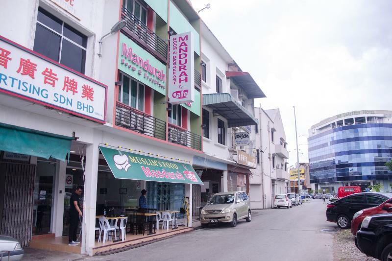 Oyo 836 Mandurah Room & Cafe Kuching Dış mekan fotoğraf