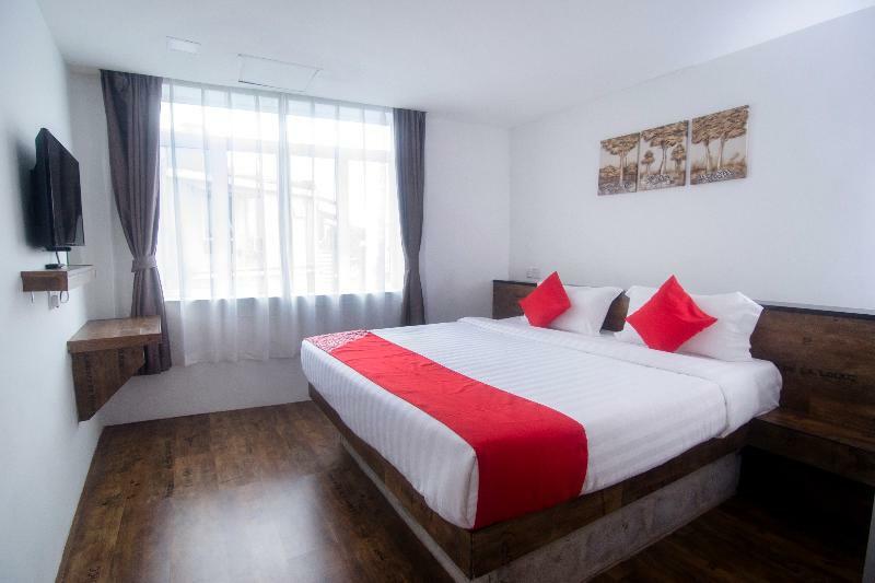 Oyo 836 Mandurah Room & Cafe Kuching Dış mekan fotoğraf
