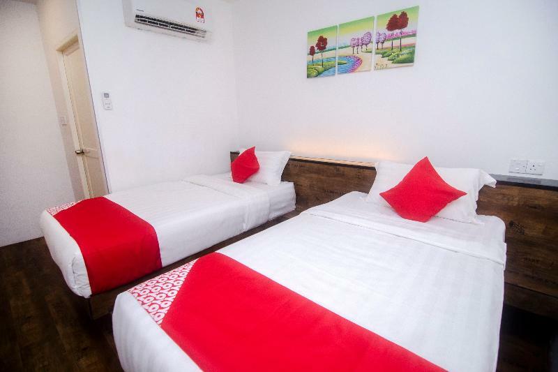 Oyo 836 Mandurah Room & Cafe Kuching Dış mekan fotoğraf